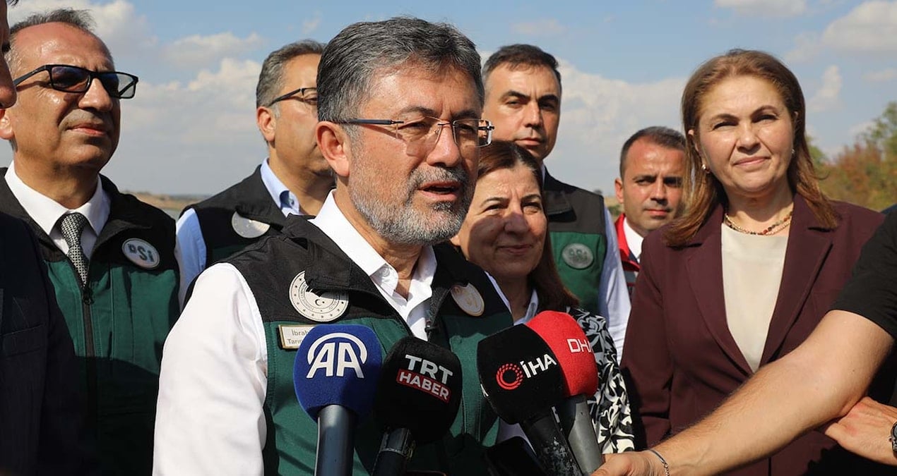 bakan 3 ildeki orman yanginiyla ilgili son durumu acikladi eZj7SYhZ