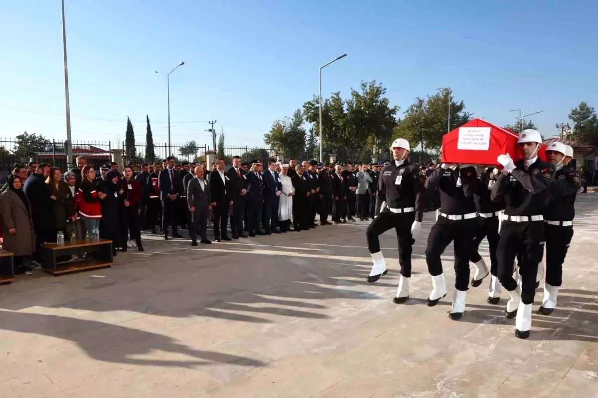 adiyamanda kaza polis memuru hayatini kaybetti Ik3x1lhi.jpg