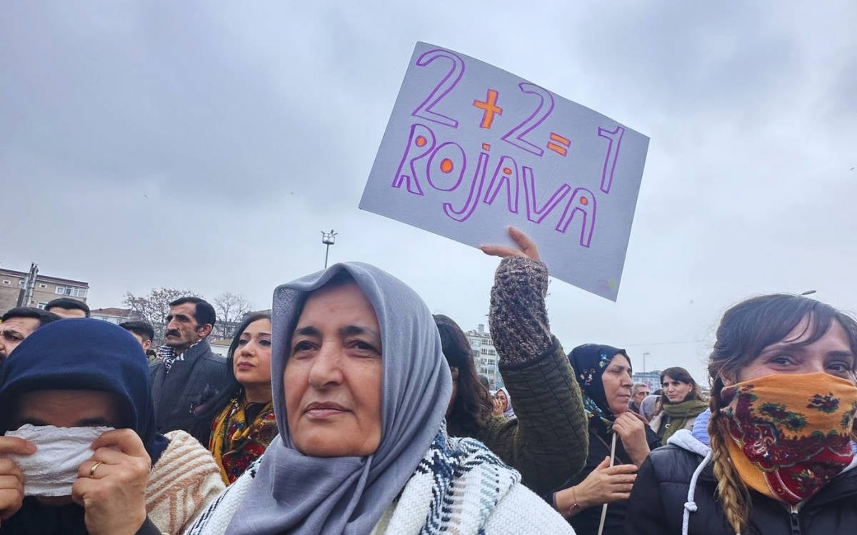 İstanbul'daki Rojava protestosuna müdahale
