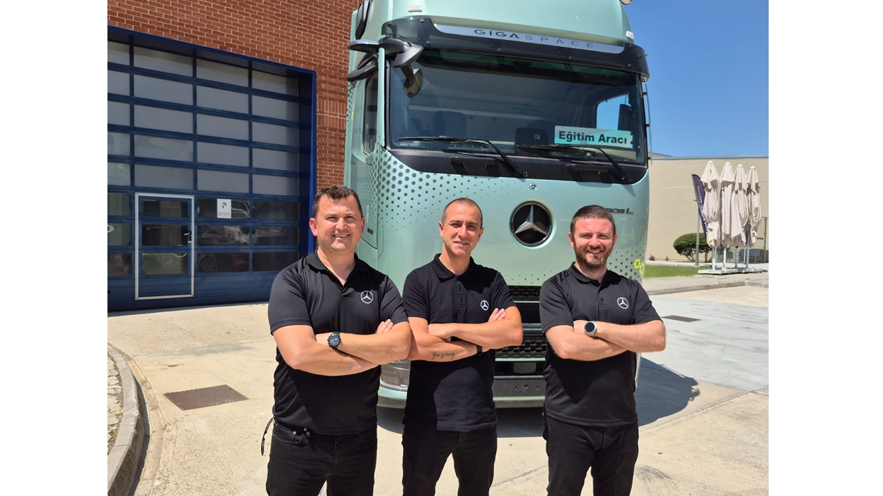 “Direksiyon Başında Bilinçli Güç: Mercedes-Benz Türk’ten Ekonomik Sürüş Eğitimi”