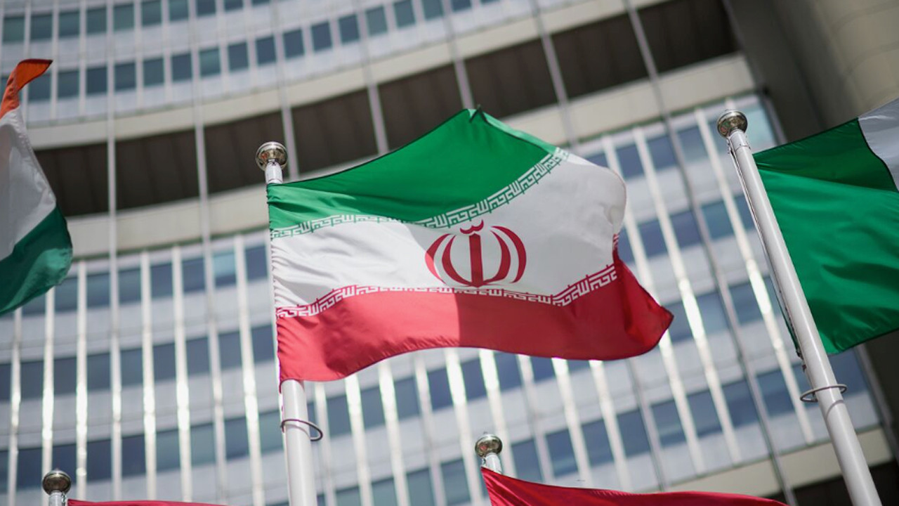 Irak Meclisinde cumhurbaşkanı seçimi oturumu bir kez daha ertelendi